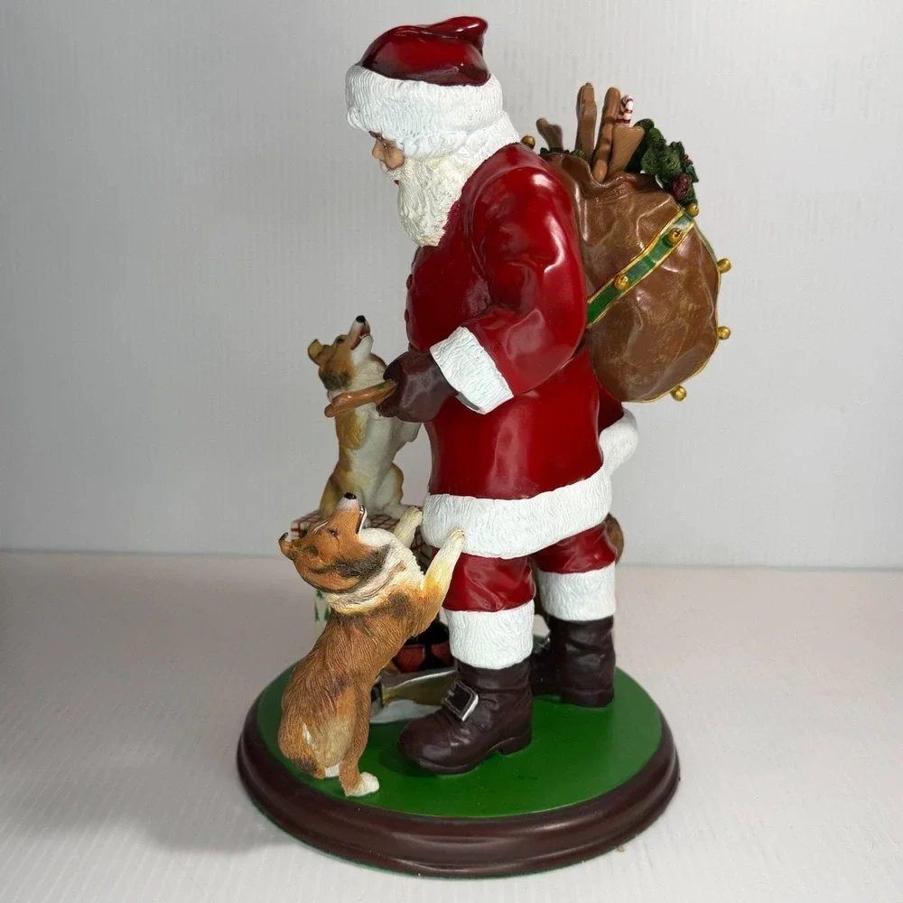 Danbury Mint Santa's Little Shelties Dog Christmas Figurine Sculpture EUC No Box